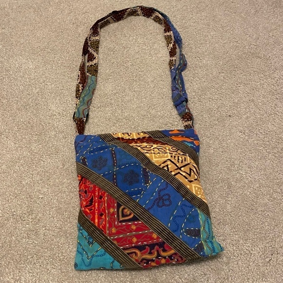 TRIBAL Printed Purse - Picture 1 of 11